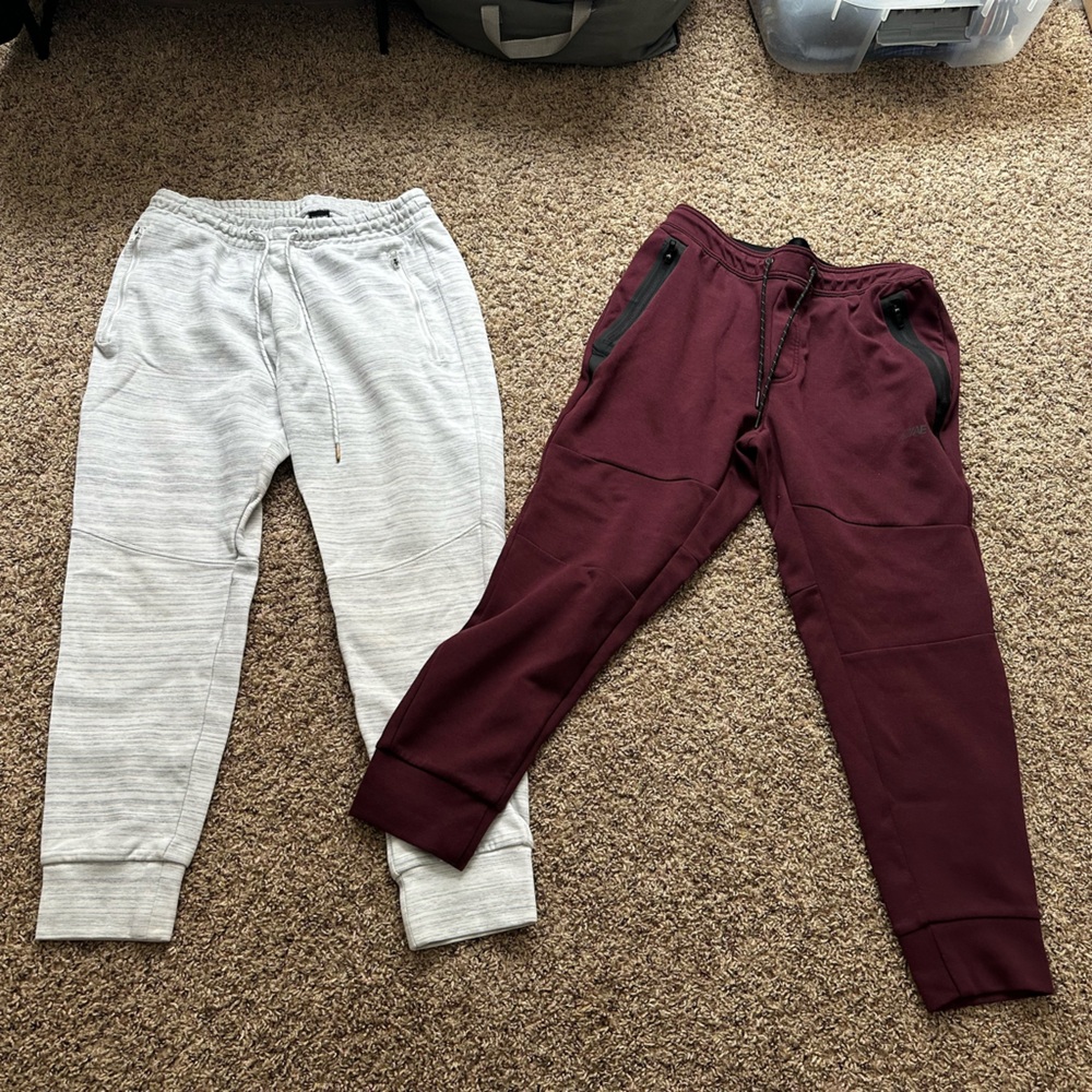 American Eagle Outfitters Men’s Joggers in Gray and Maroon